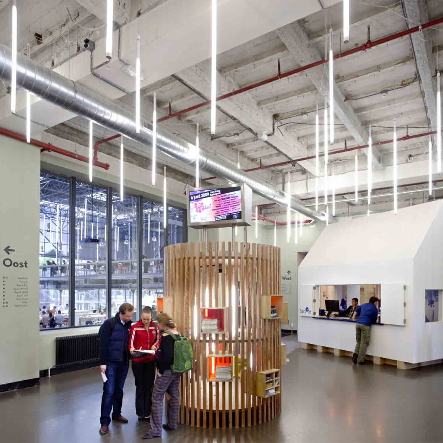 lighting an exhibition
